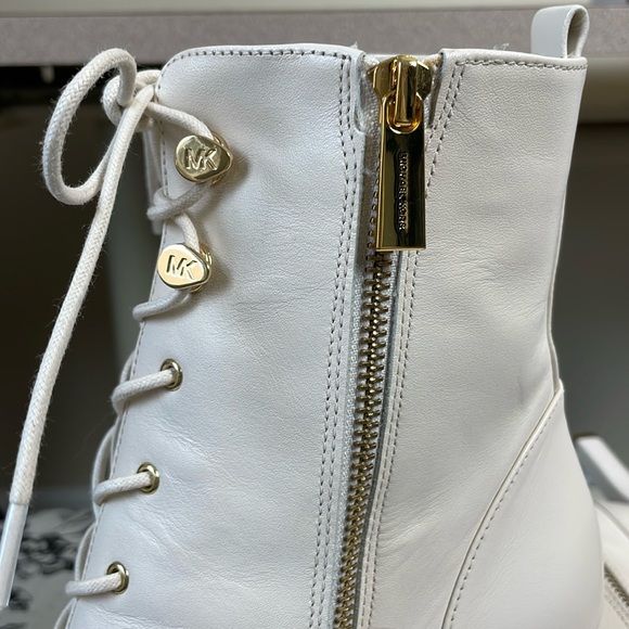 MICHAEL MICHAEL KORS Kyle Leather Lace-Up Boot - Picture 8 of 9